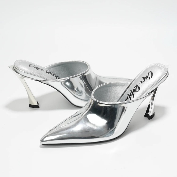 Cape Robbin Shoes - Cape Robbin Metallic Silver Lamb Statement Pointed Toe Mule Heels Sz 8.5